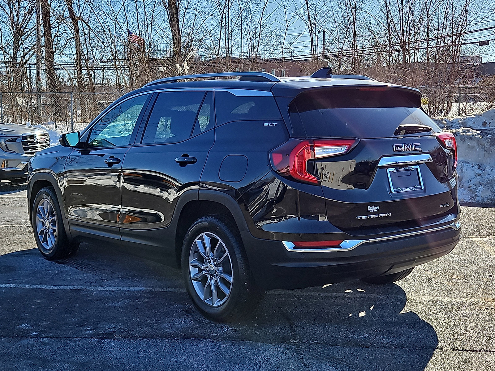 Certified 2022 GMC Terrain SLT w/ Tech Package image 4