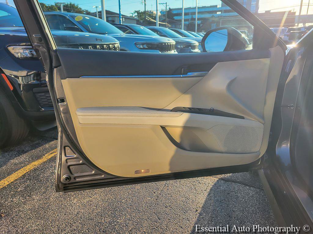 Used 2023 Toyota Camry XLE AWD/4WD image 20