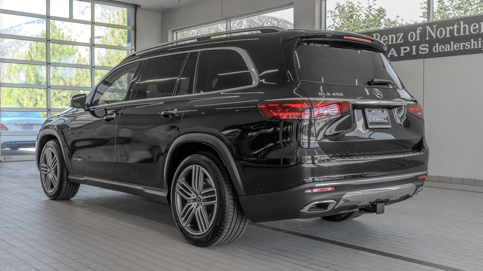 New 2026 Mercedes-Benz GLS 450 4MATIC image 13