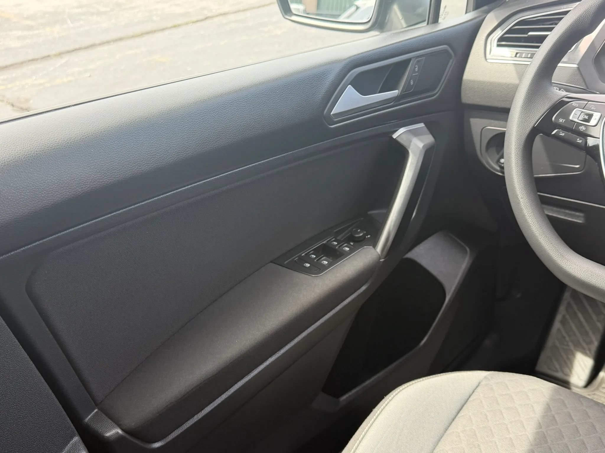 Used 2021 Volkswagen Tiguan S AWD/4WD image 36
