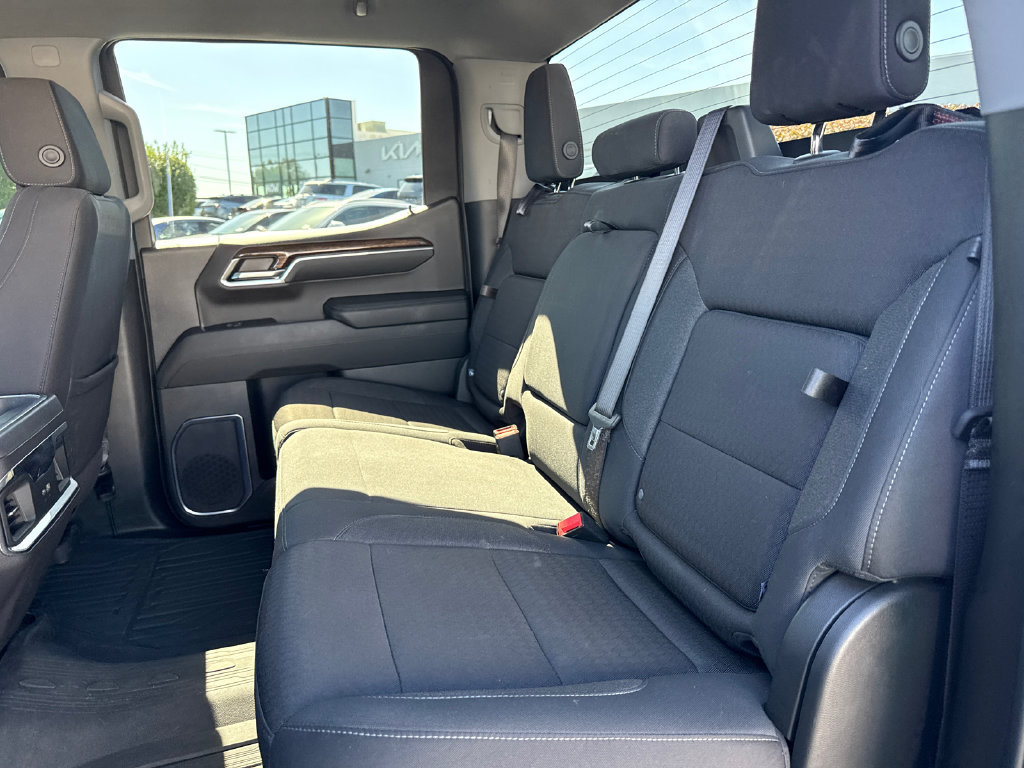 Certified 2024 GMC Sierra 1500 Elevation w/ LPO, Elevation Black Package AWD/4WD image 30