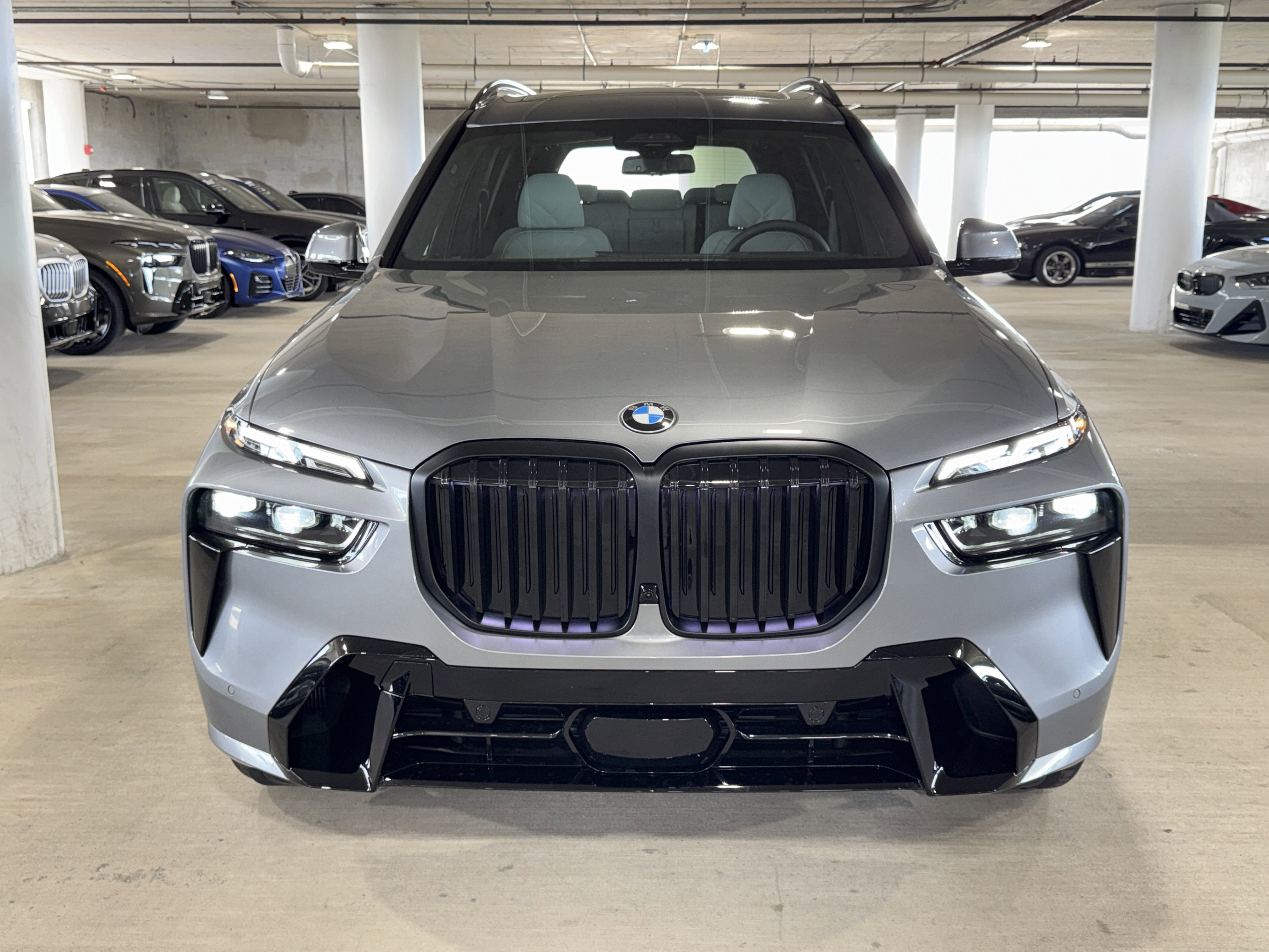 New 2026 BMW X7 xDrive40i w/ M Sport Package image 2