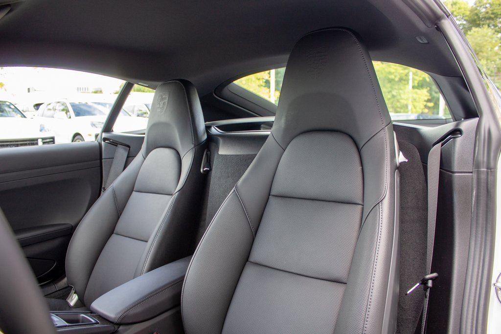 Used 2025 Porsche 718 Cayman w/ Sport Chrono Package image 12