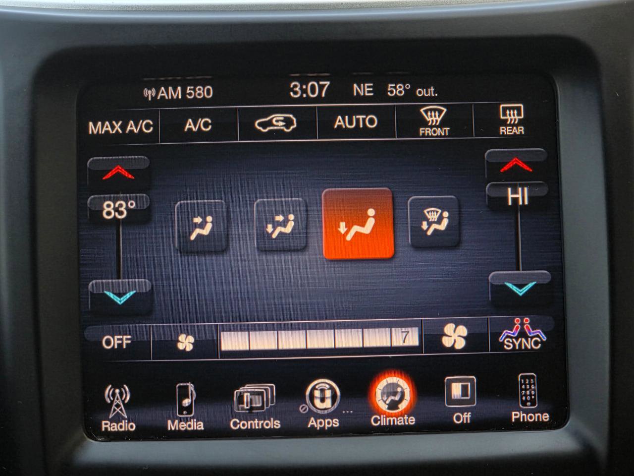 Used 2015 Jeep Cherokee Latitude w/ Comfort/Convenience Group AWD/4WD image 20