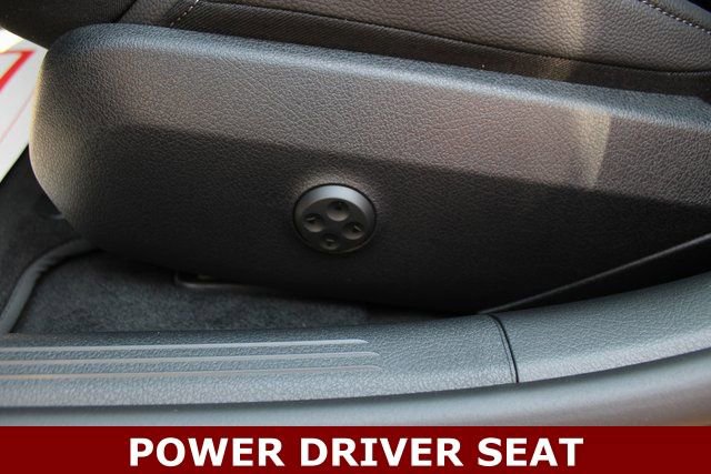 New 2025 Mercedes-Benz C 300 4MATIC Sedan image 12