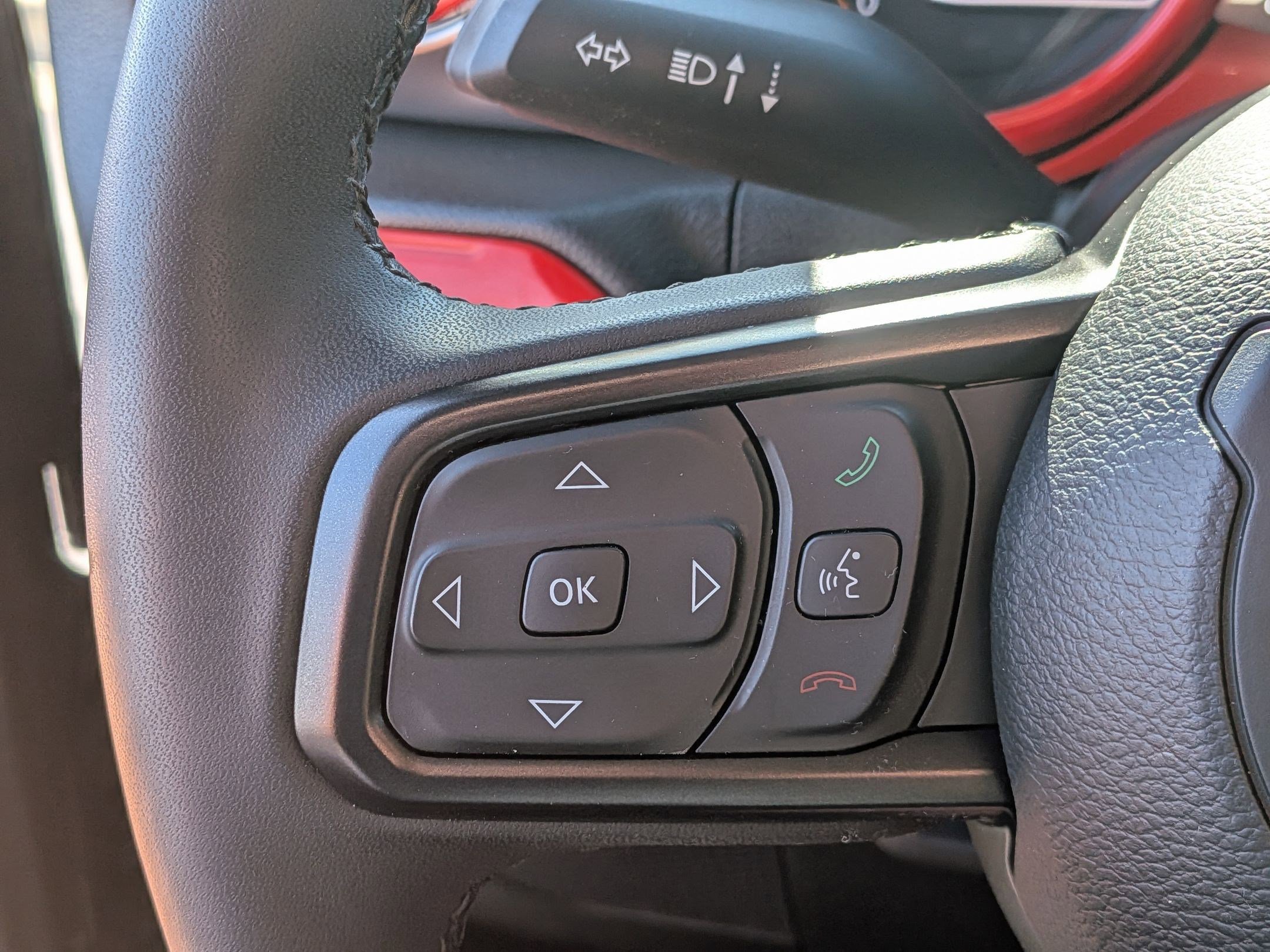 Used 2023 Jeep Gladiator Willys AWD/4WD image 16