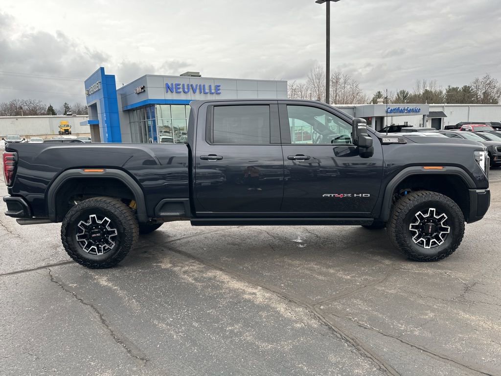 Certified 2025 GMC Sierra 2500 AT4X image 2