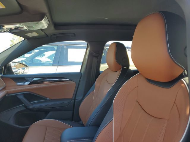 New 2026 Volkswagen Tiguan SEL R-Line image 16