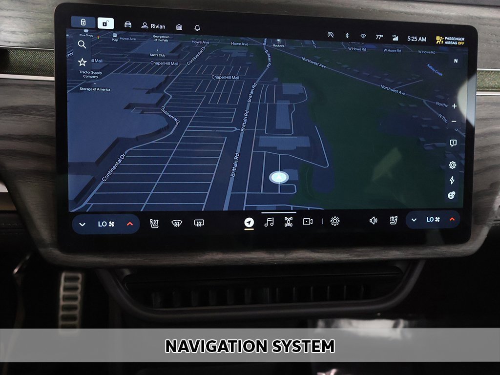 Used 2022 Rivian R1T Adventure image 3