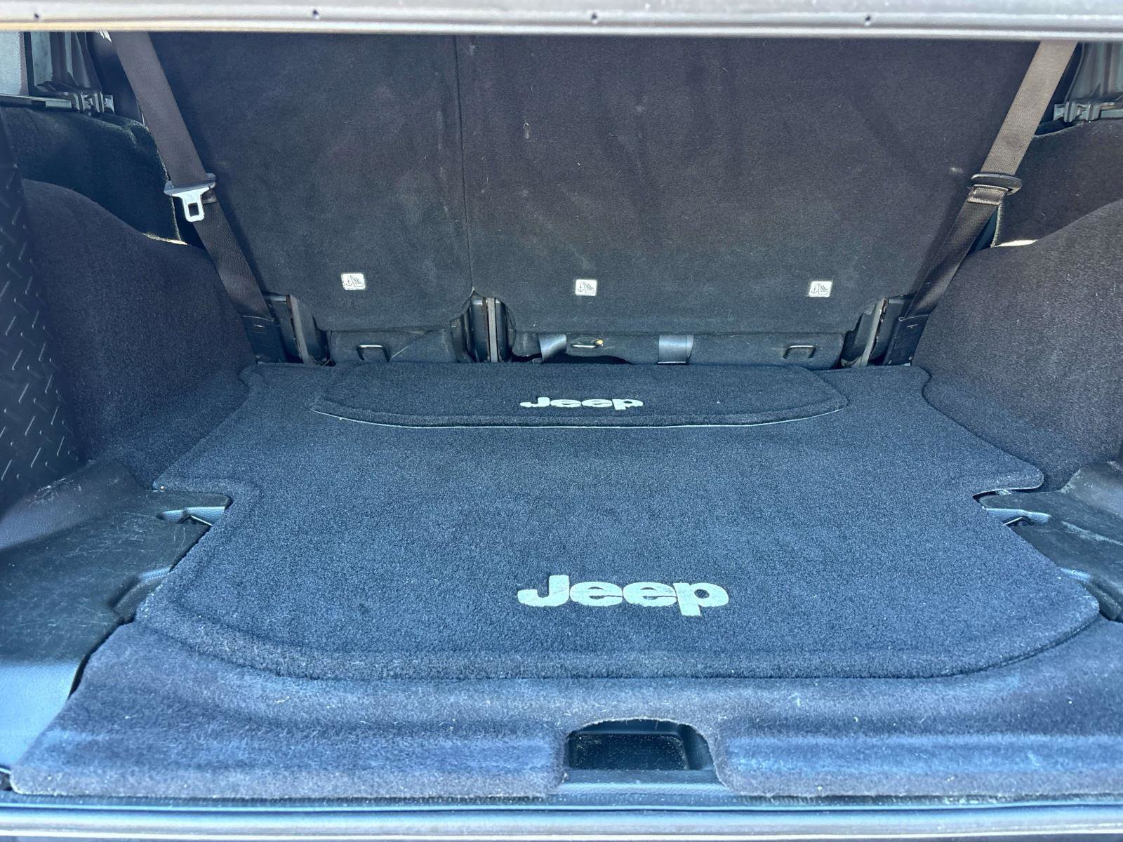 Used 2017 Jeep Wrangler Unlimited Sport w/ Quick Order Package 24S image 10