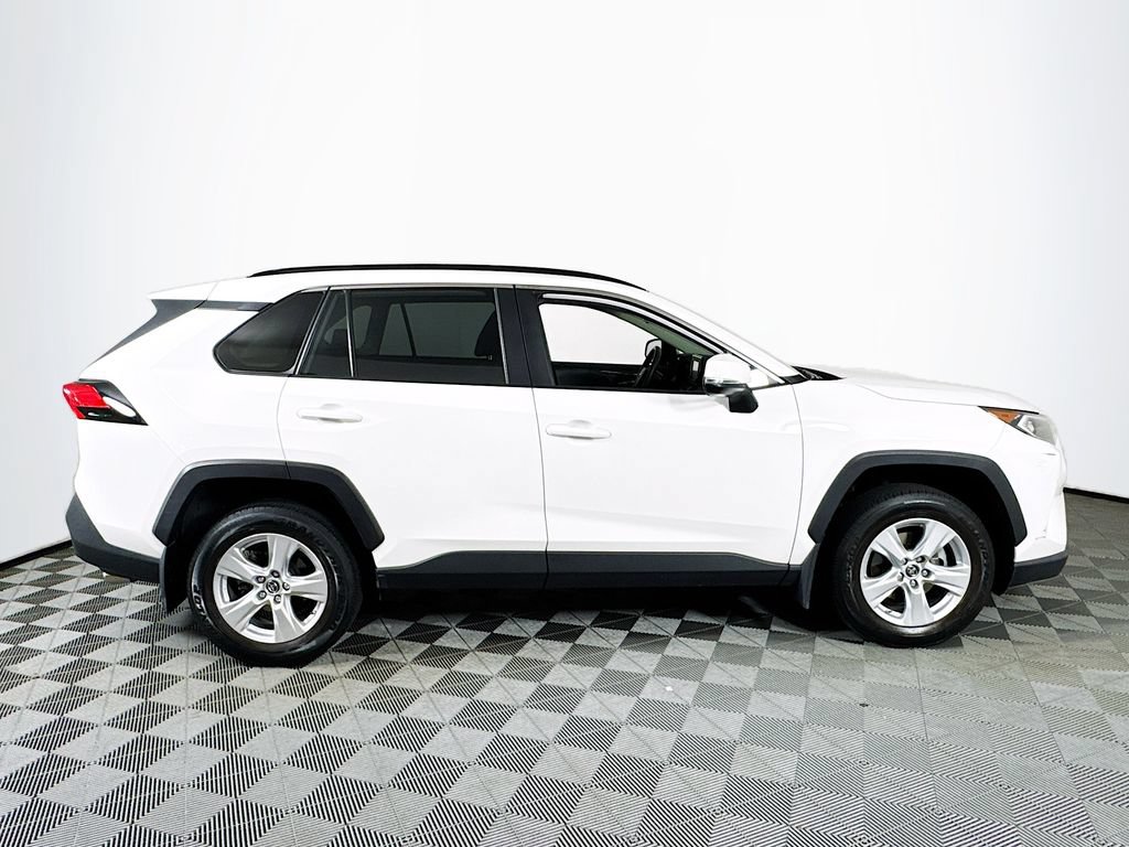 Used 2019 Toyota RAV4 XLE w/ All Weather Liner Package AWD/4WD image 8