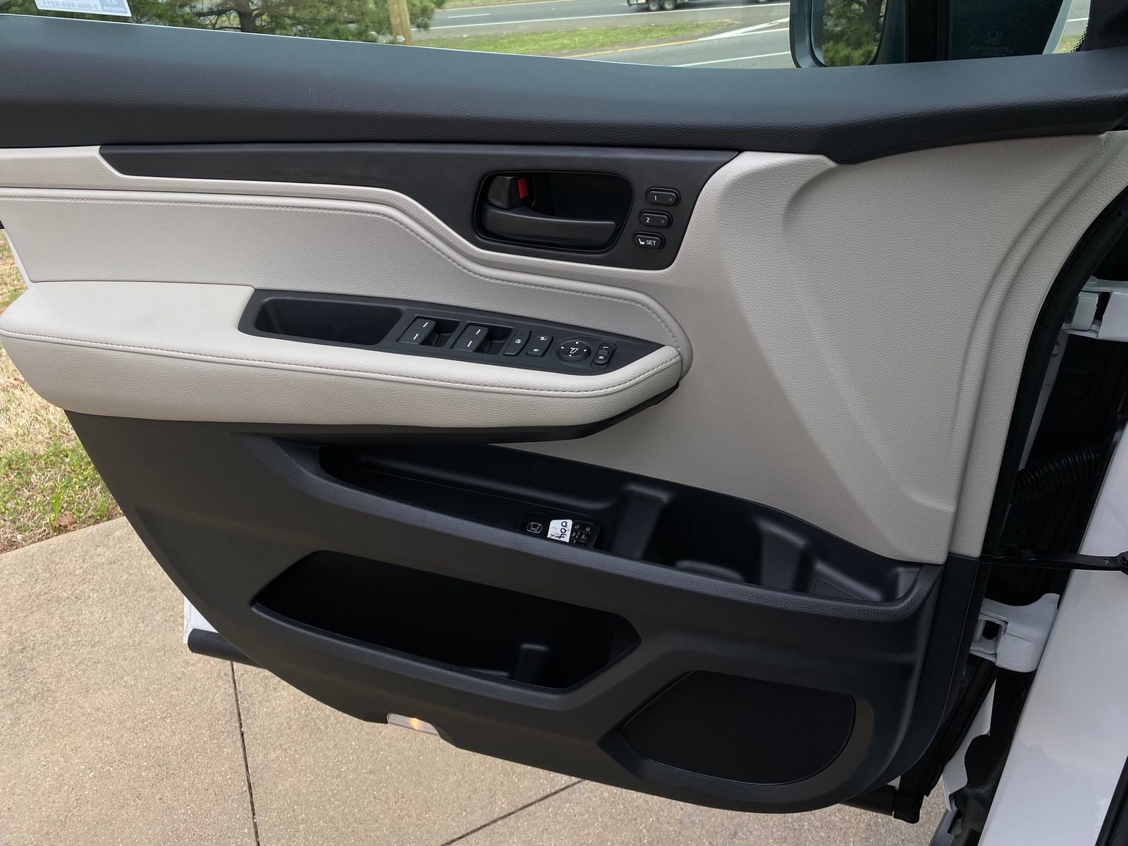 Used 2026 Honda Odyssey EX-L image 27