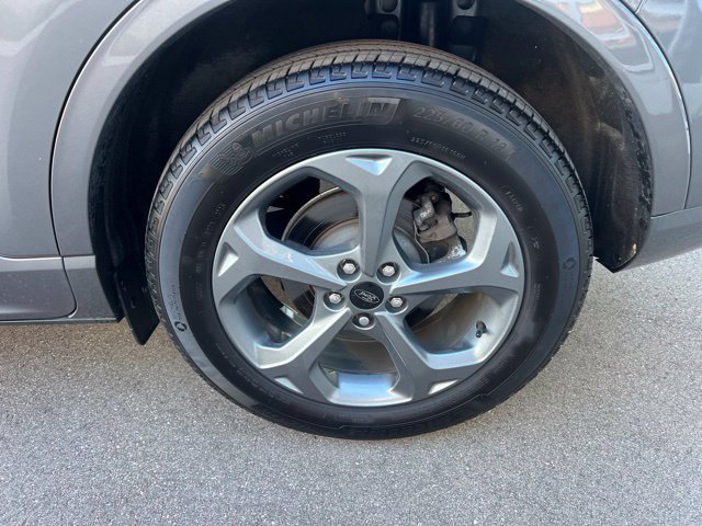 Used 2024 Ford Escape ST-Line w/ Tech Pack #1 AWD/4WD image 9