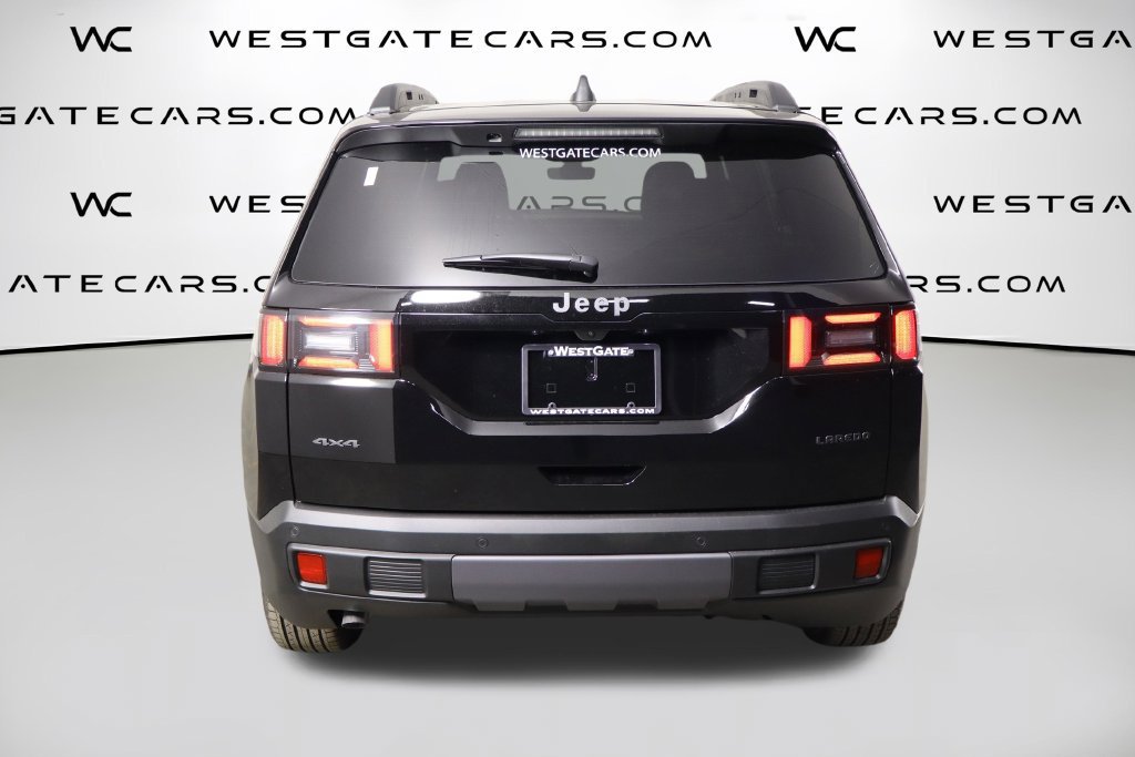 New 2027 Jeep Cherokee Laredo AWD/4WD image 4