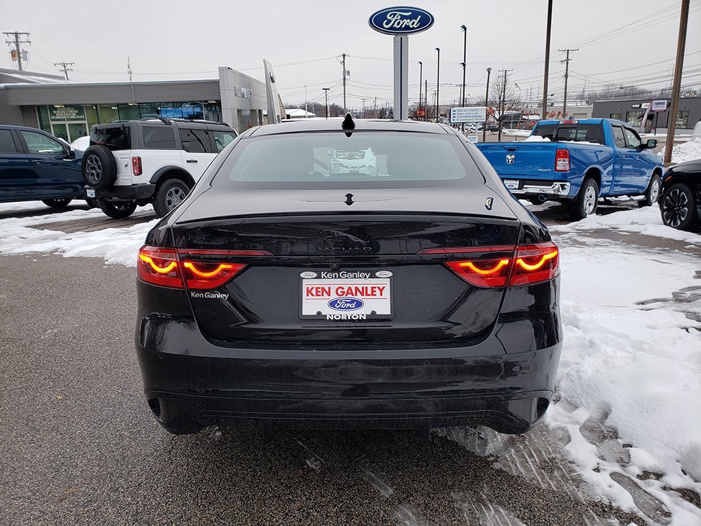 Used 2024 Jaguar XF R-Dynamic SE image 6