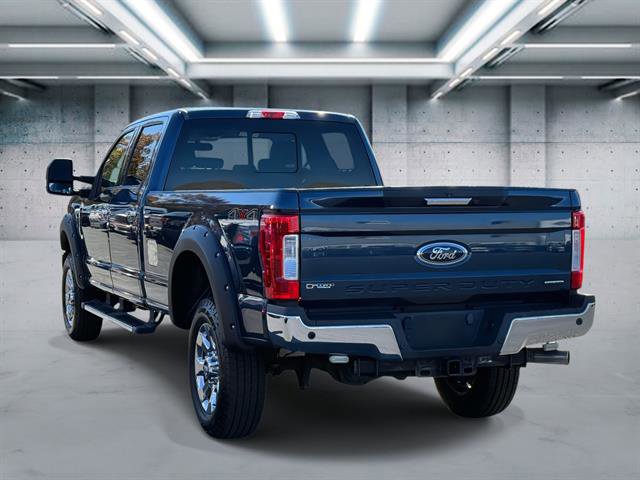 Used 2017 Ford F250 Lariat w/ Chrome Package image 4