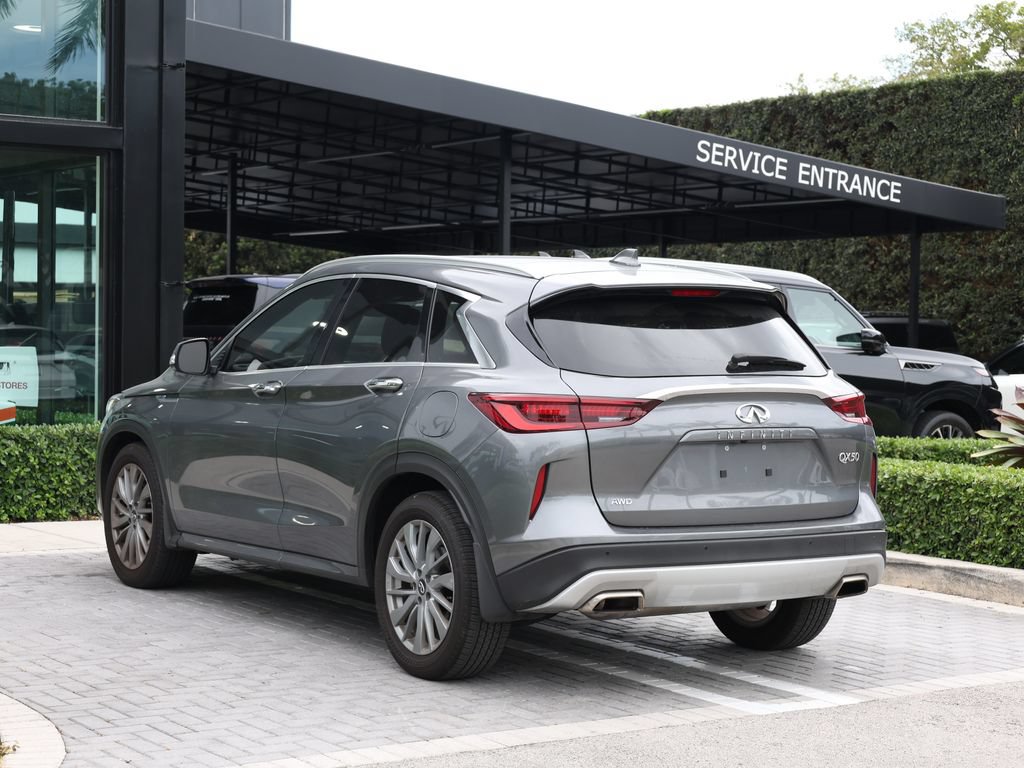 Certified 2025 INFINITI QX50 Luxe AWD/4WD image 5