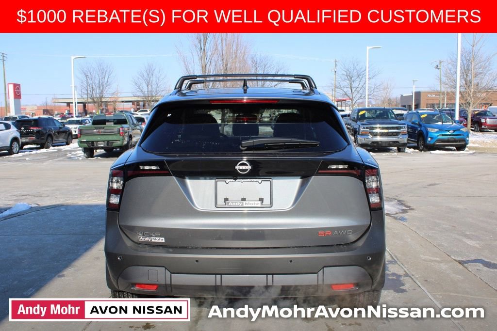 New 2026 Nissan Kicks SR w/ Cold Weather Package image 4