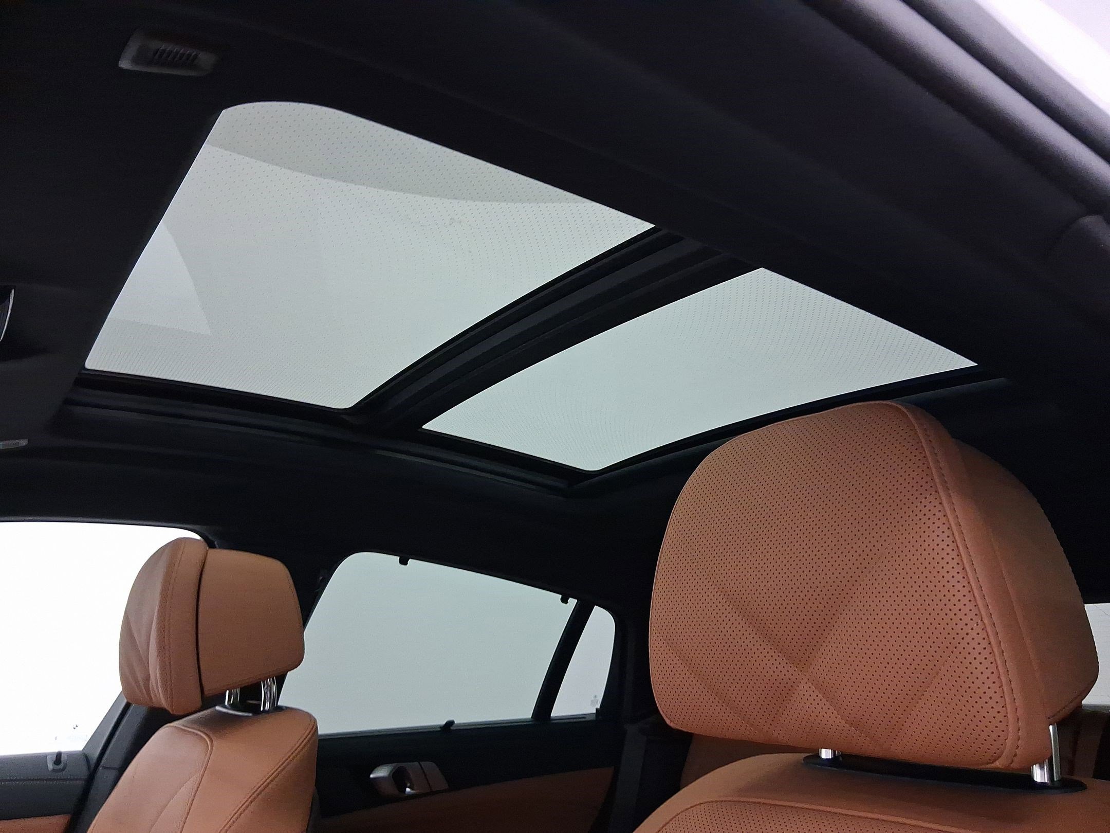 New 2026 BMW X6 M60i image 14