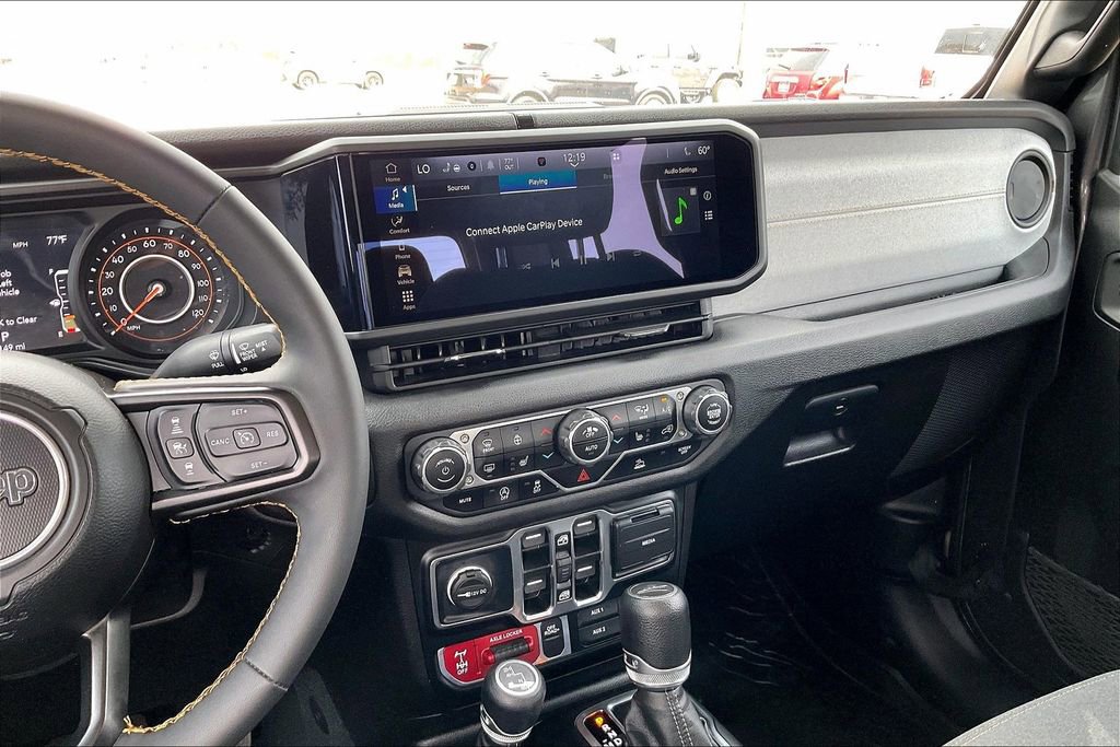 Used 2024 Jeep Gladiator Willys image 9