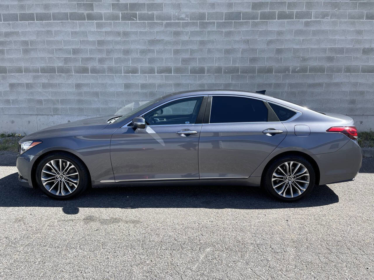 Used 2015 Hyundai Genesis 3.8 w/ Option Group 02 RWD image 6