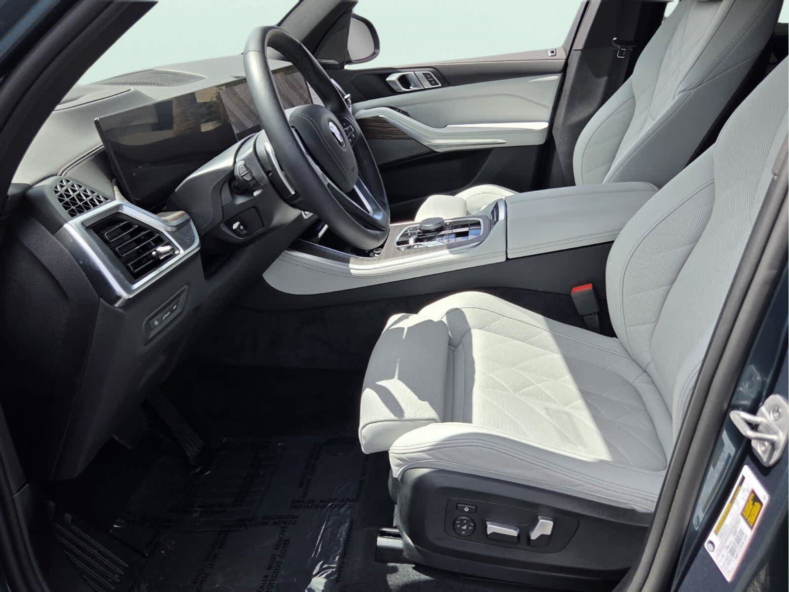 Certified 2026 BMW X5 sDrive40i w/ Premium Package RWD image 10