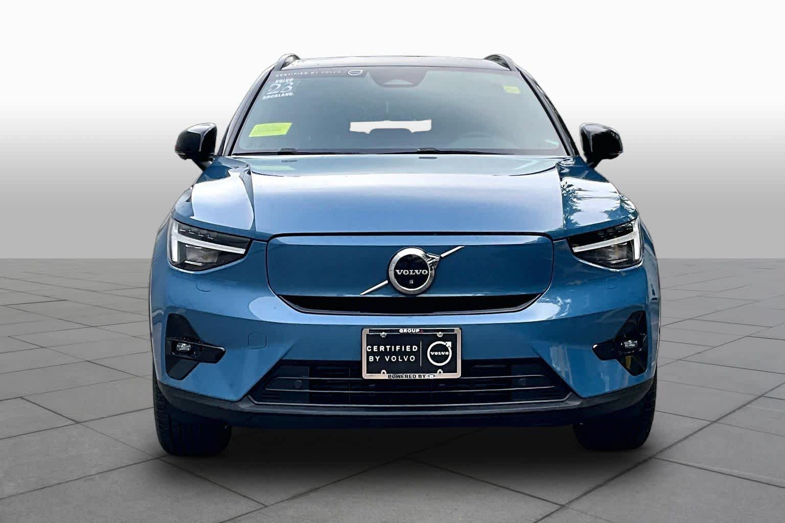 Certified 2023 Volvo XC40 Recharge Ultimate w/ Protection Package Premier AWD/4WD image 3