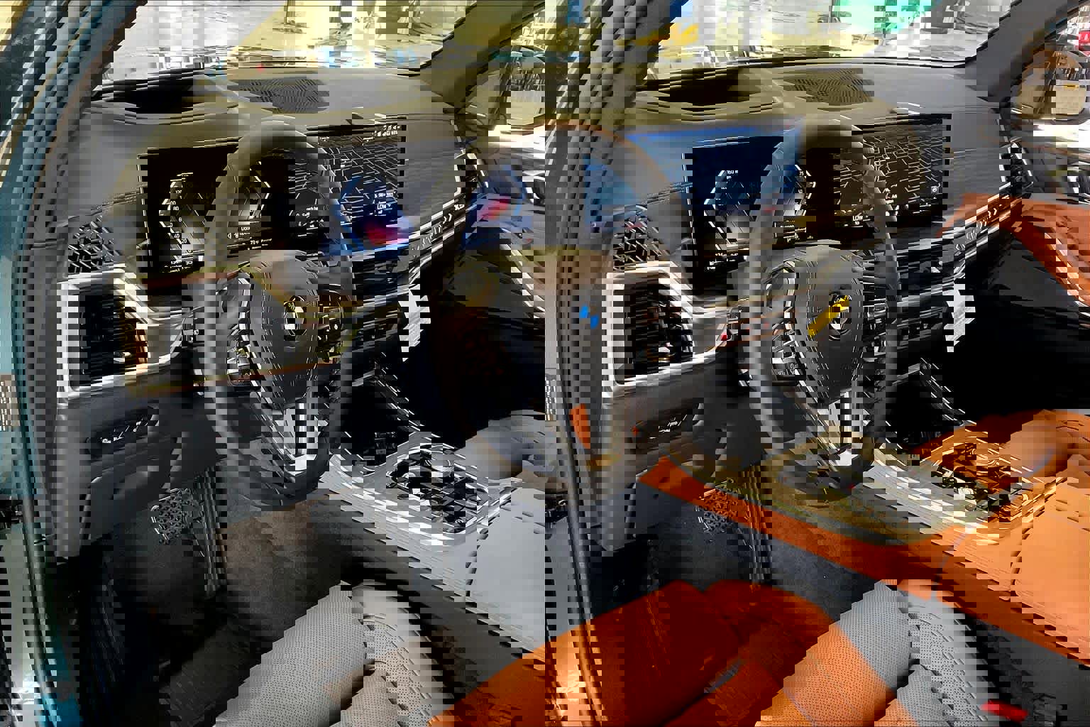 New 2026 BMW X5 sDrive40i w/ Premium Package image 8