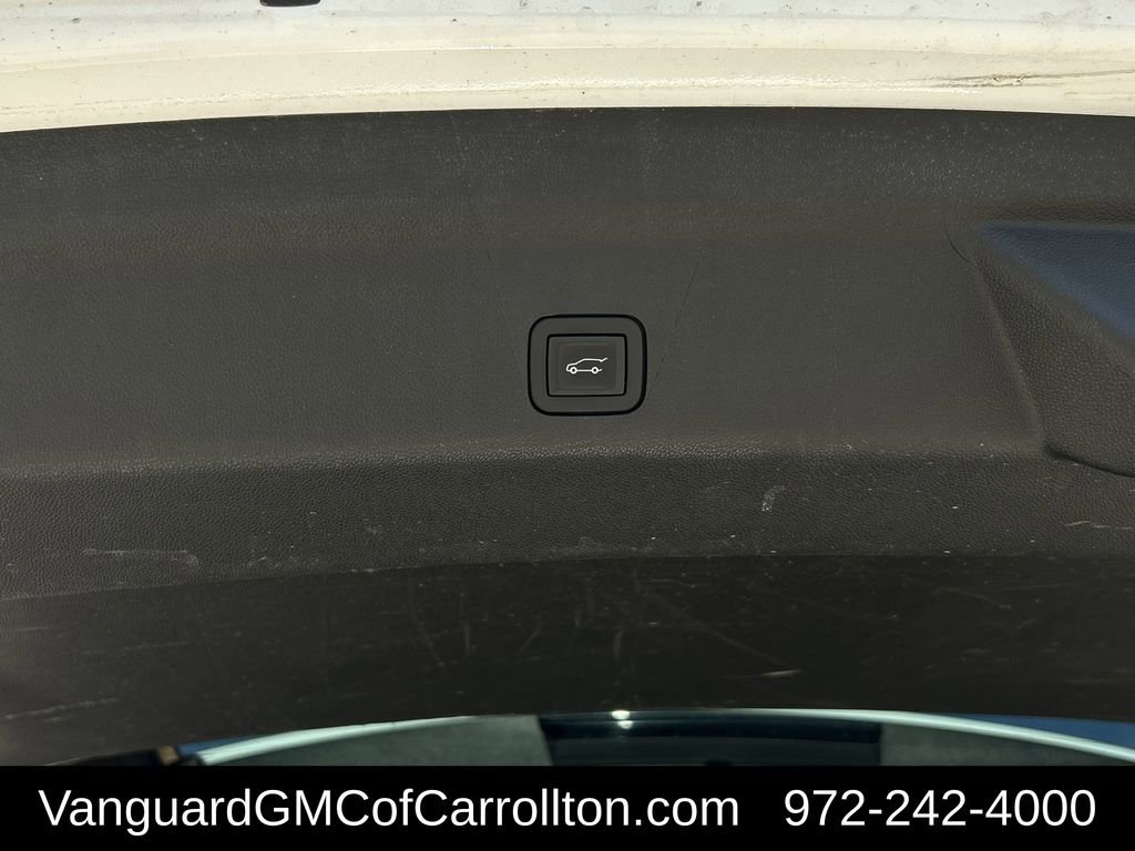 Used 2024 GMC Yukon Denali image 37