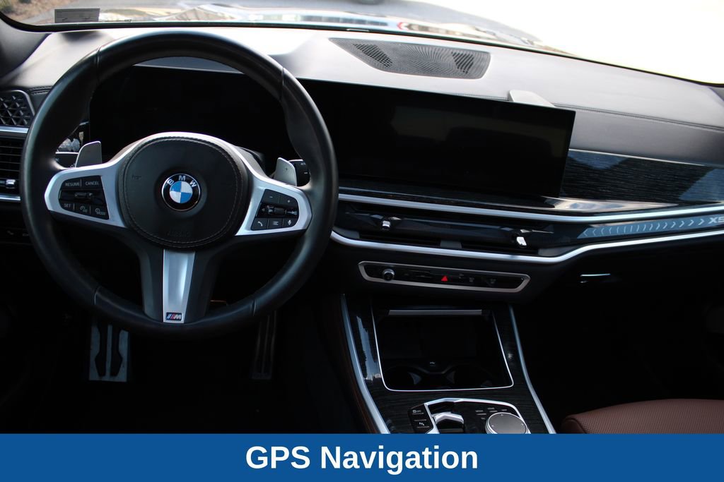 Used 2024 BMW X5 xDrive40i w/ M Sport Package image 12