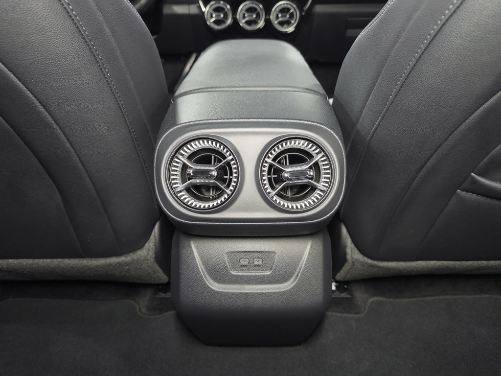 Used 2025 Chevrolet Blazer EV LT AWD/4WD image 19