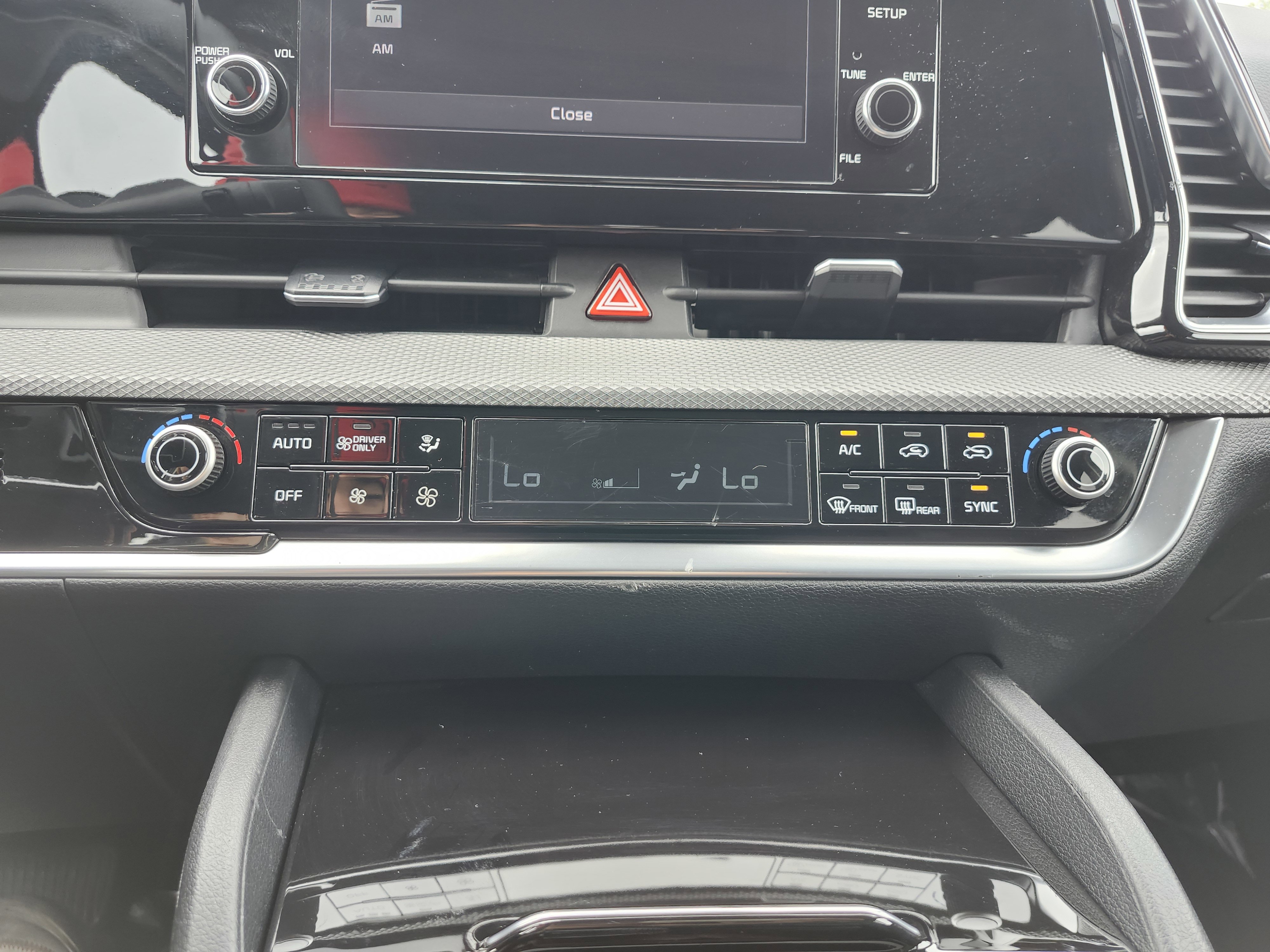 Used 2023 Kia Sportage LX AWD/4WD image 30