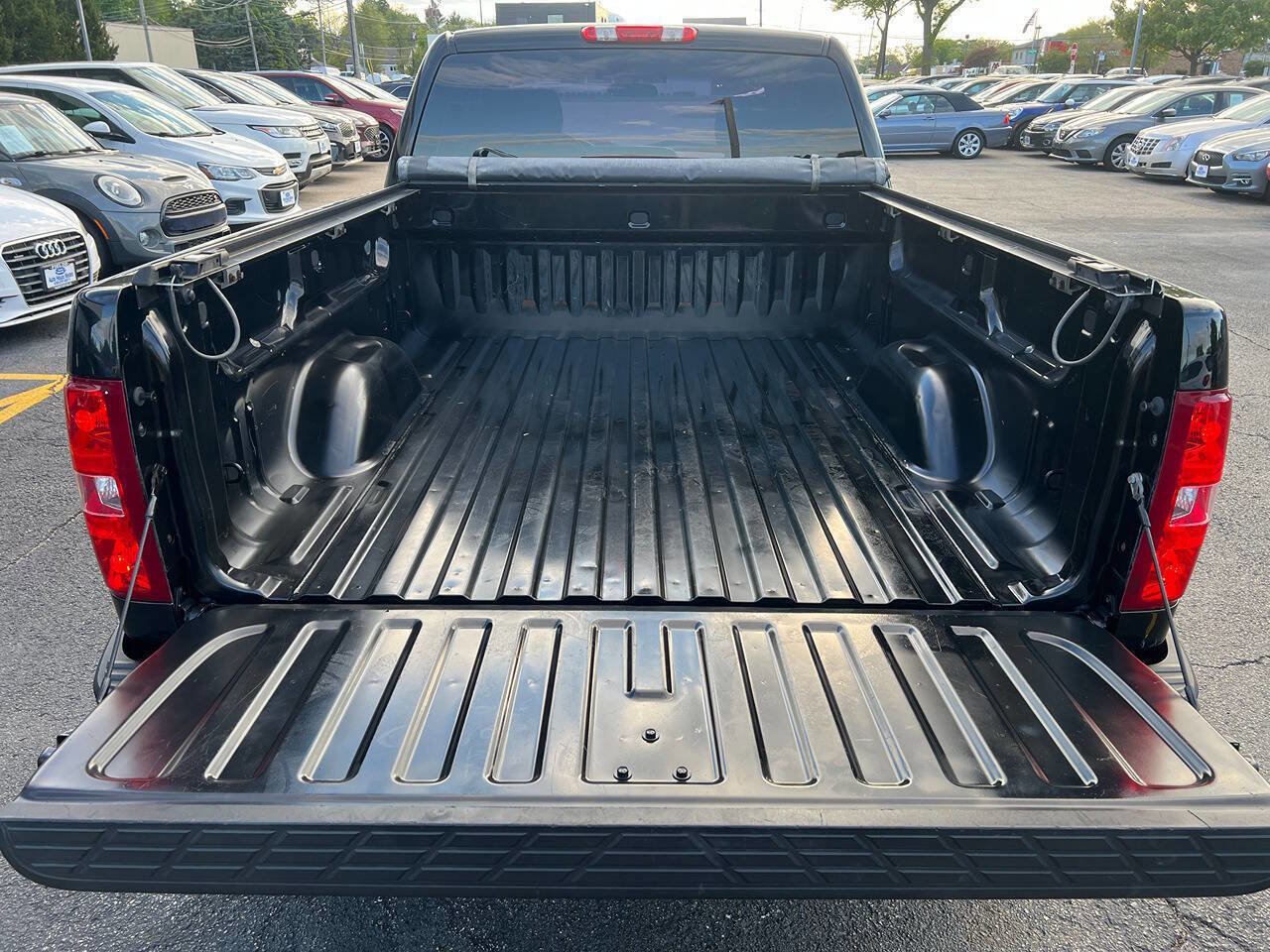 Used 2012 Chevrolet Silverado 1500 W/T RWD image 15