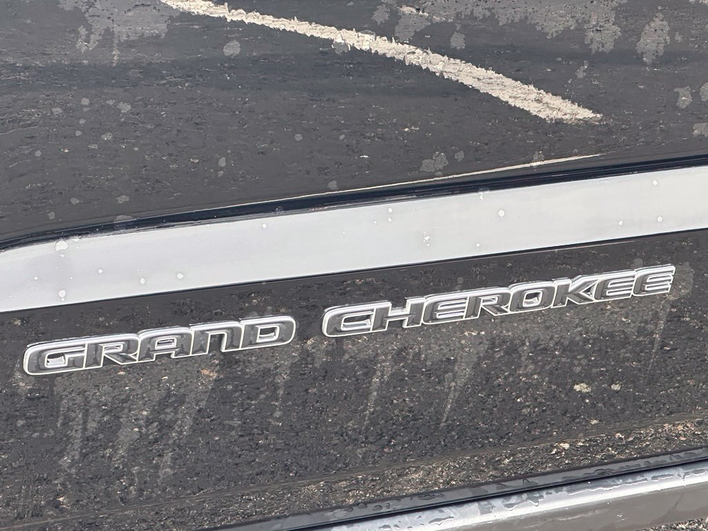 Used 2021 Jeep Grand Cherokee Laredo X AWD/4WD image 20