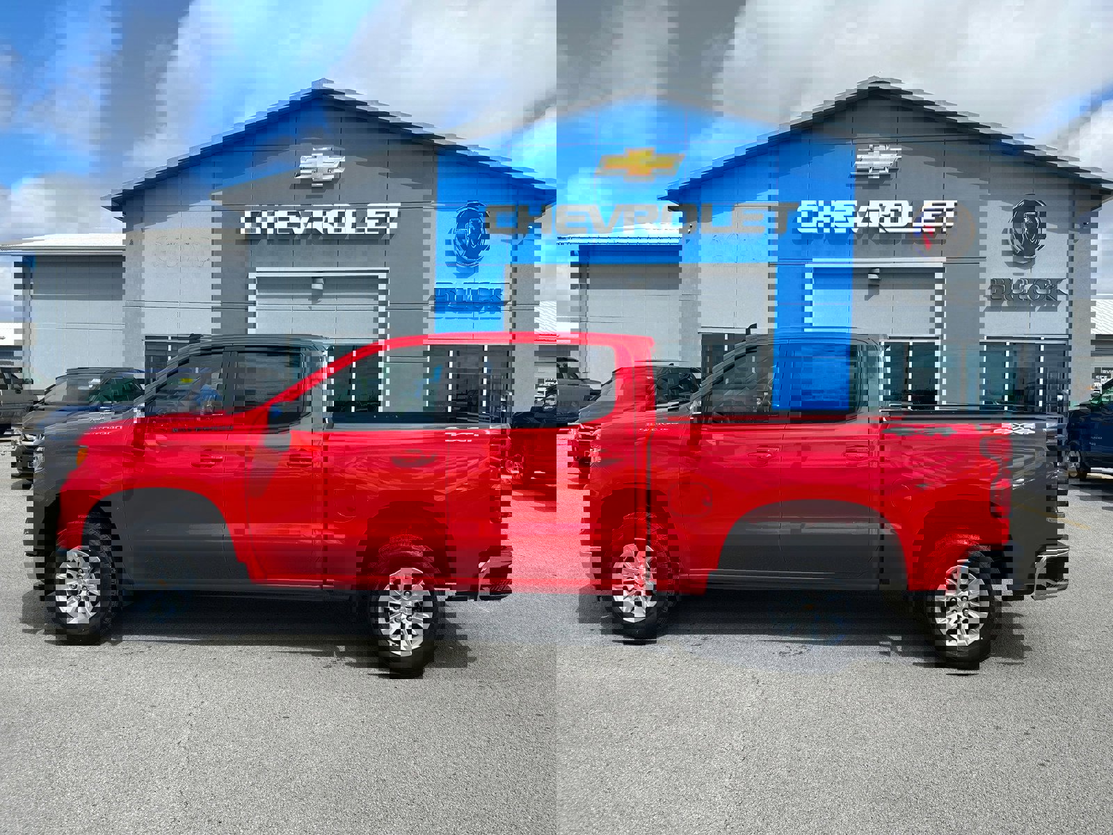 New 2026 Chevrolet Silverado 1500 LT w/ Safety Package image 3