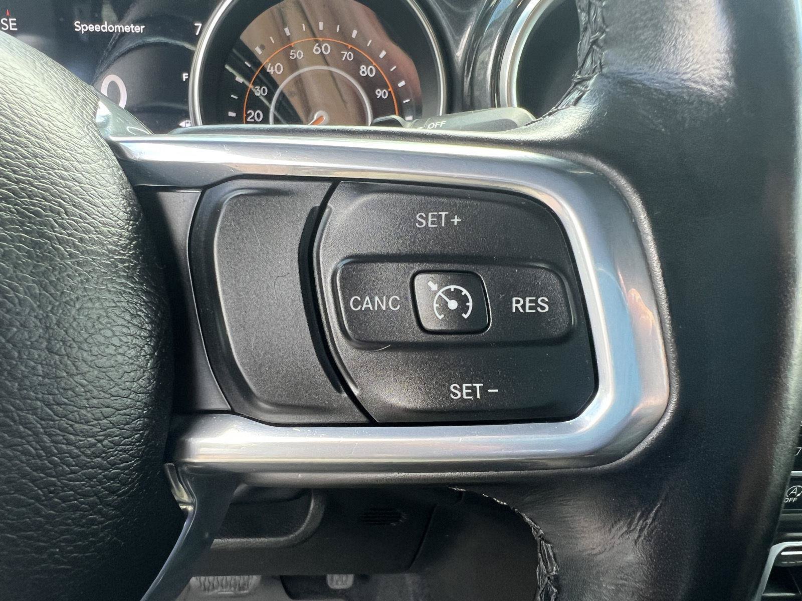 Used 2022 Jeep Wrangler Unlimited Sahara AWD/4WD image 22