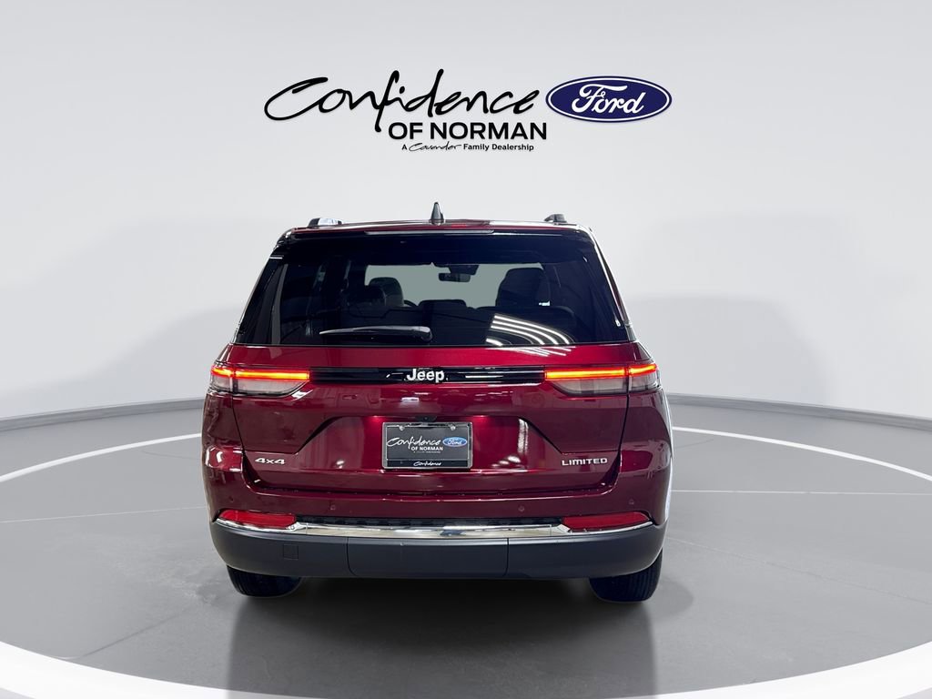 Used 2025 Jeep Grand Cherokee Limited image 7