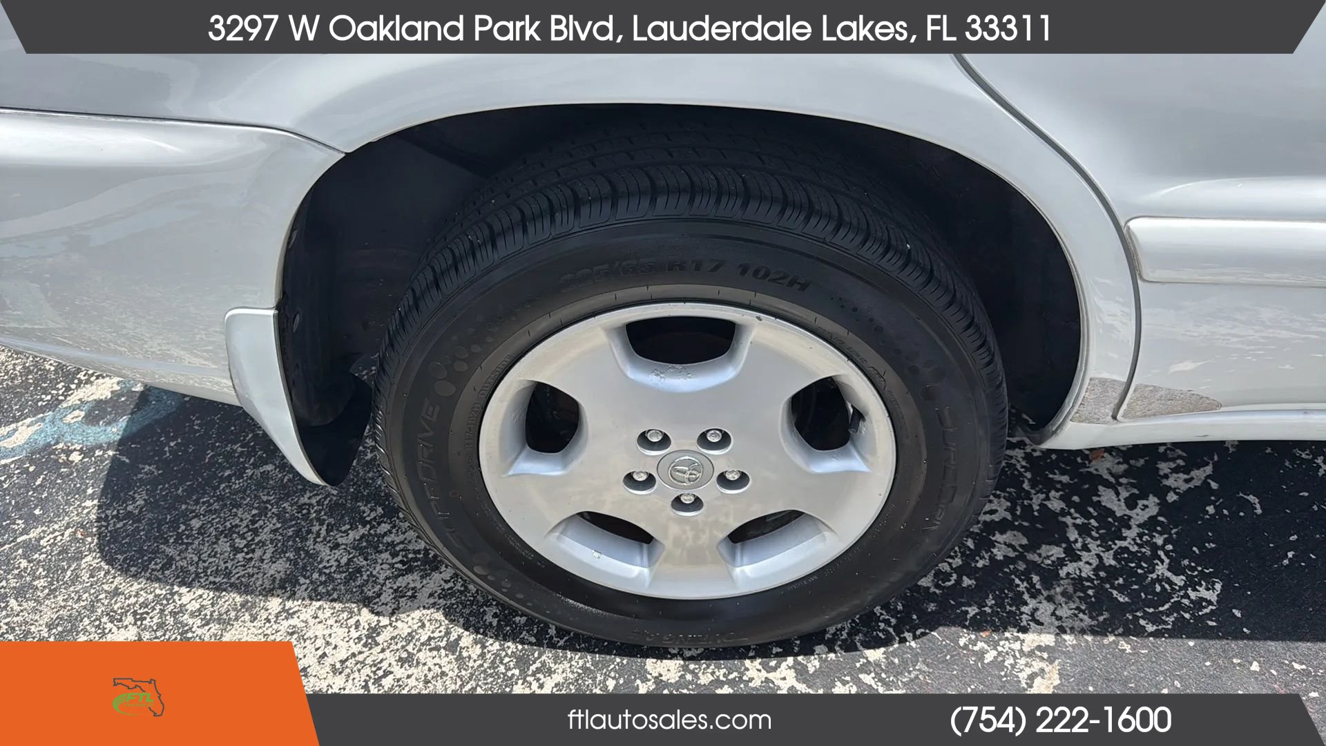 Used 2004 Toyota Highlander 4WD V6 image 16