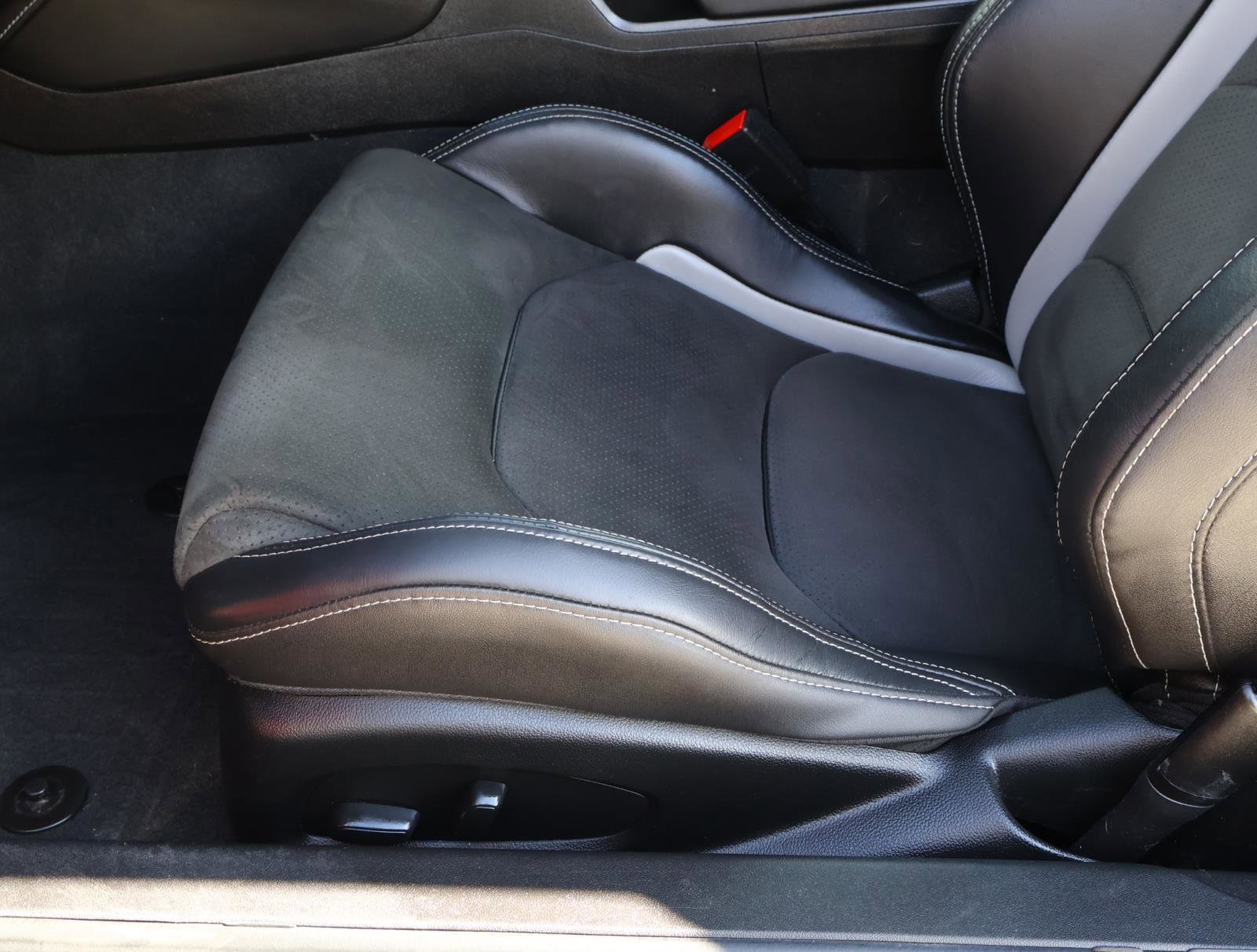 Used 2023 Chevrolet Camaro SS image 11