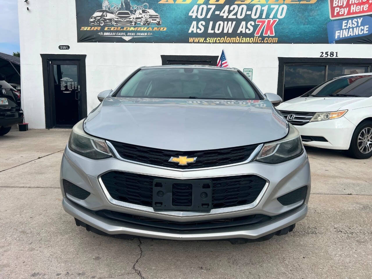 Used 2018 Chevrolet Cruze LT w/ Convenience Package FWD image 2
