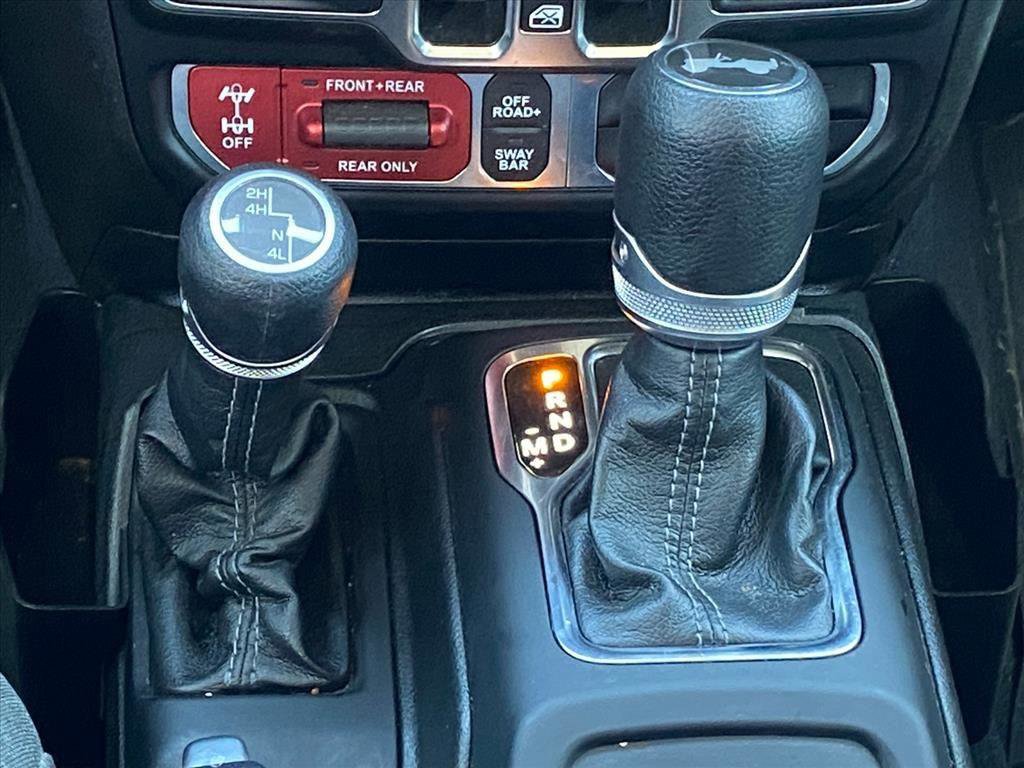 Used 2024 Jeep Wrangler Unlimited Rubicon w/ XTREMEE 35" Tire Package image 12