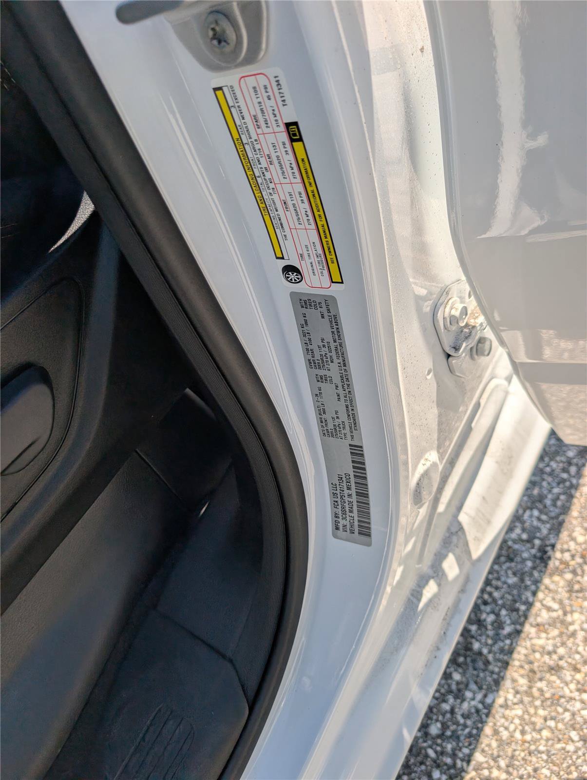 New 2026 RAM 1500 Express AWD/4WD image 11
