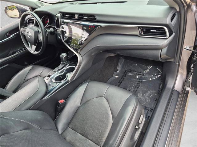 Used 2020 Toyota Camry XSE FWD image 21