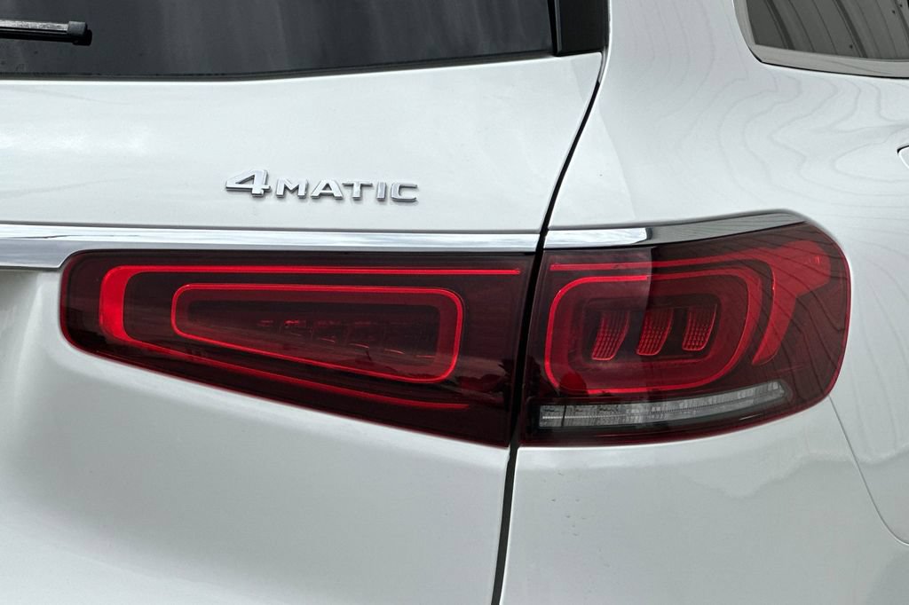 Used 2022 Mercedes-Benz GLS 450 4MATIC image 27