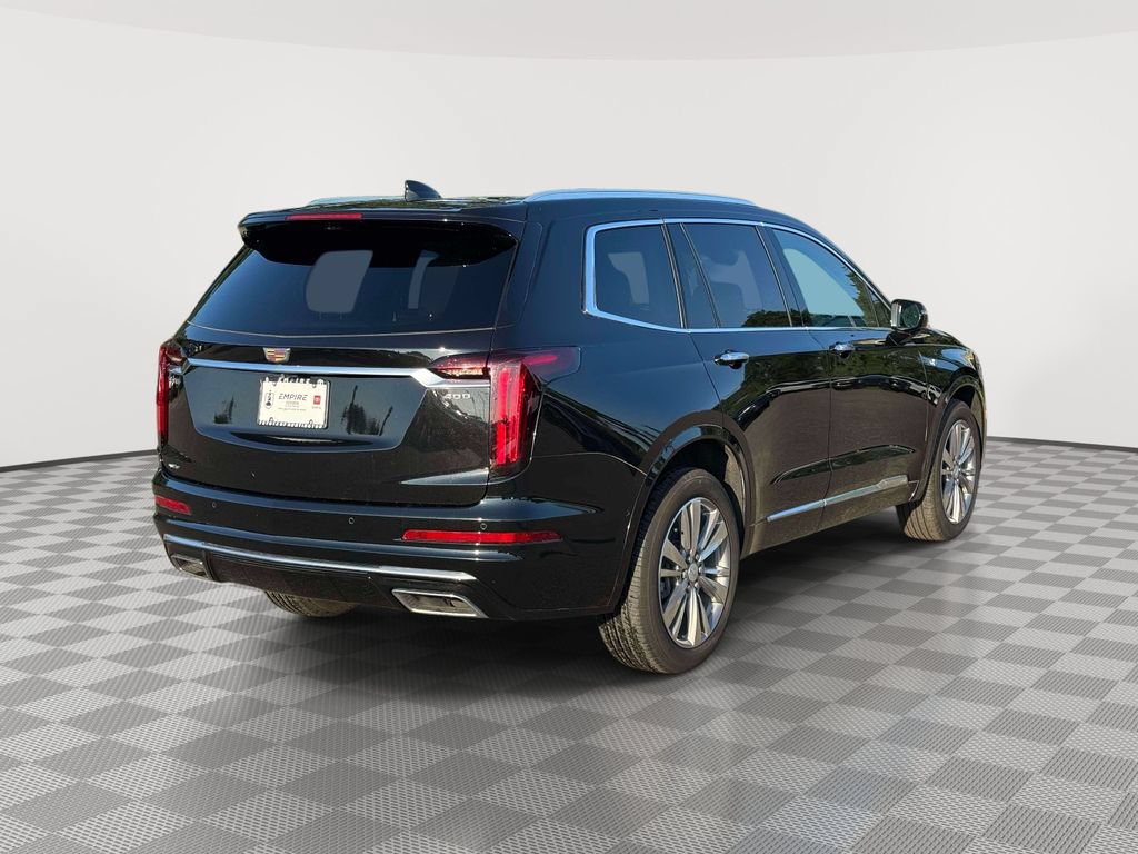 Used 2023 Cadillac XT6 Premium Luxury w/ Technology Package AWD/4WD image 7