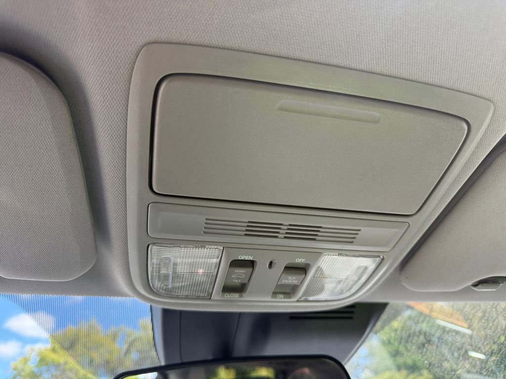 Used 2020 Honda CR-V EX image 18