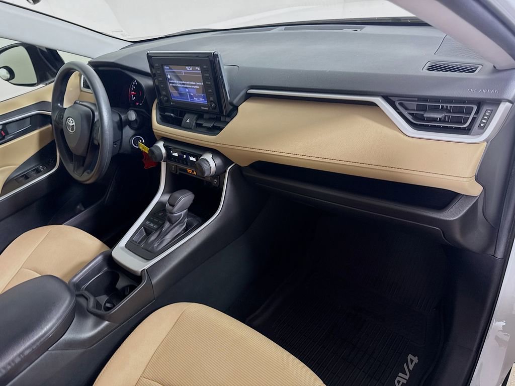 Certified 2021 Toyota RAV4 LE image 24