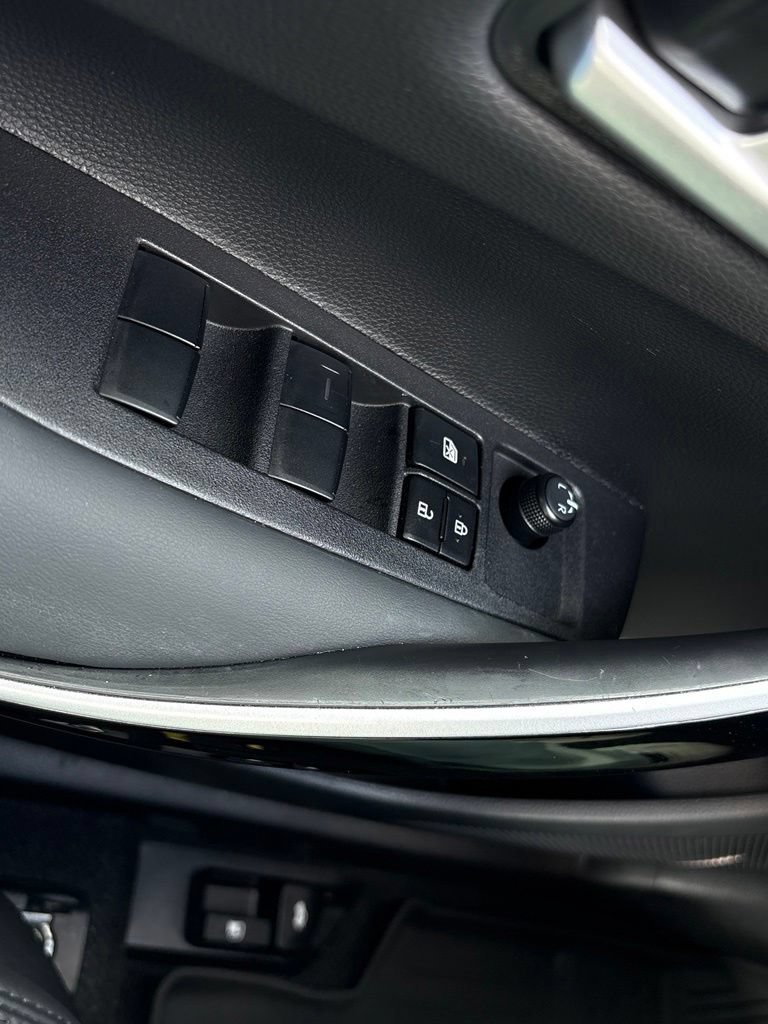 Used 2025 Toyota Corolla XSE FWD image 34