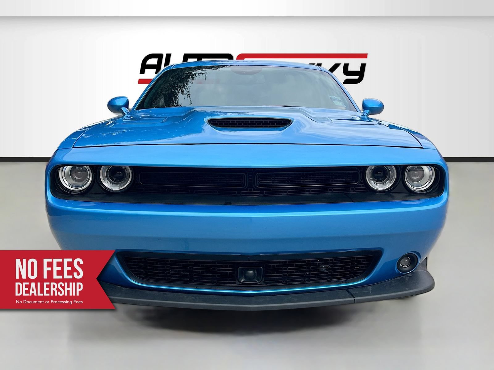 Used 2023 Dodge Challenger R/T Scat Pack w/ Plus Package RWD image 2