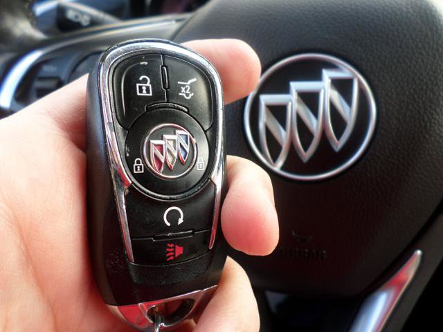 Used 2020 Buick Envision Essence AWD/4WD image 12